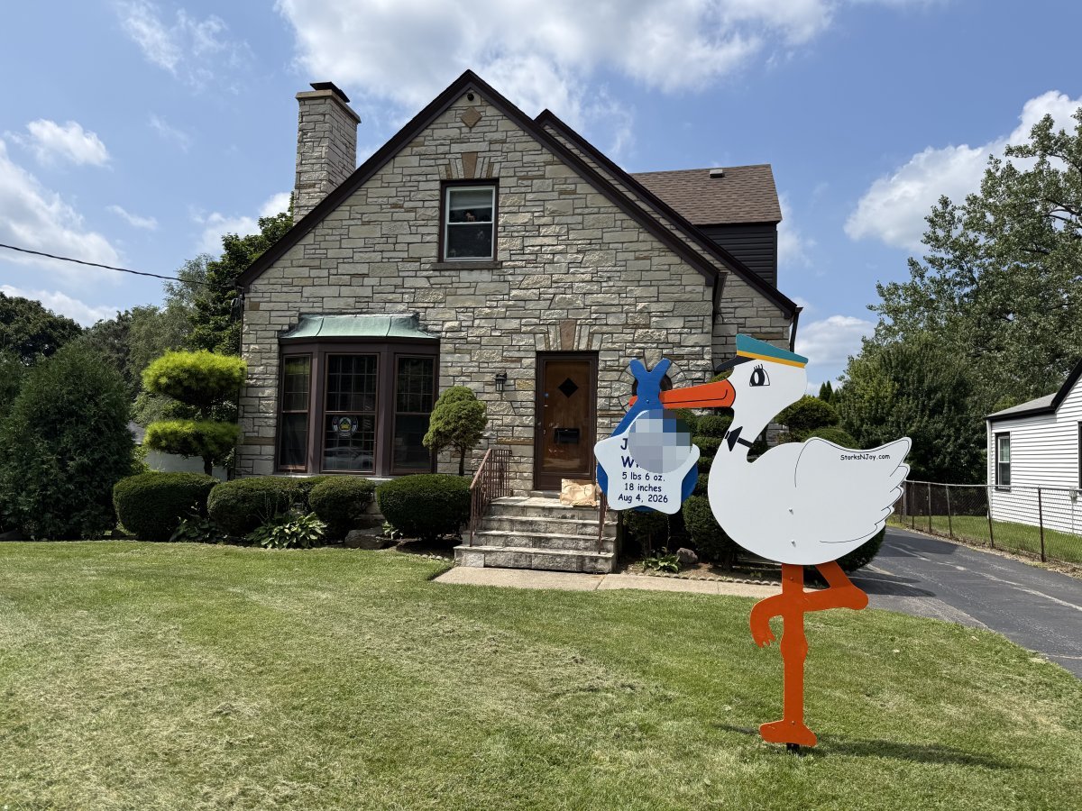 StorksNJoy rental – 2026 08 07 Outside Service Area Boy